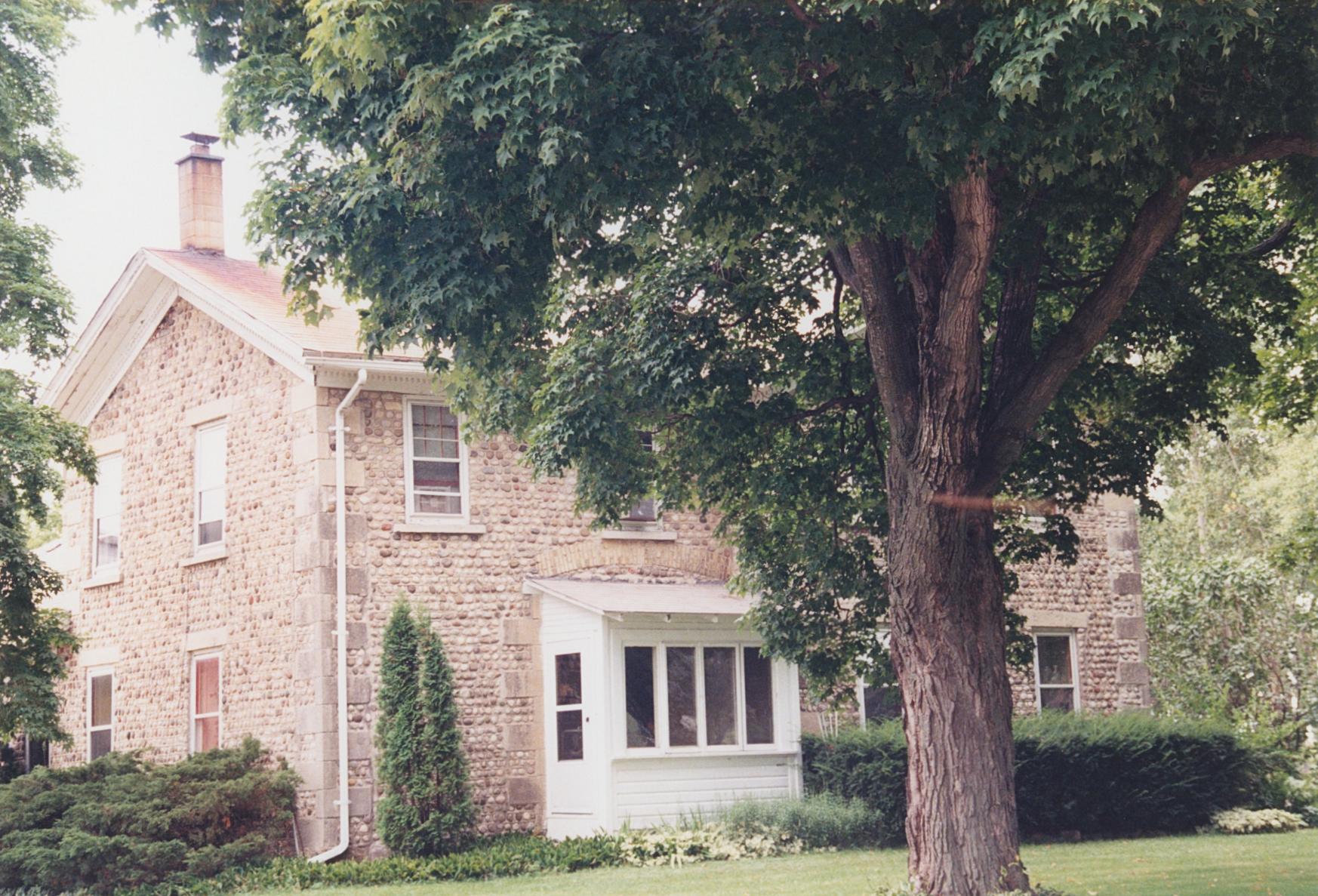 Wal-7 4411 Cobblestone Rd 2